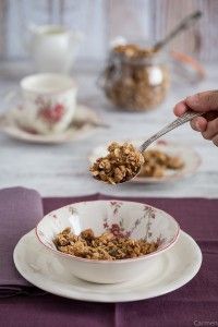 Granola casera cuchara