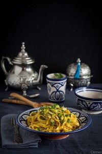 Tagliatelle al azafrán plato